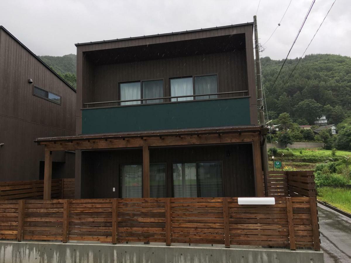 ヴィラ オレンジキャビン 富士河口湖町 エクステリア 写真